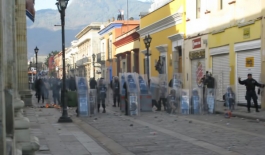 Calderón: Un nuevo programa de Represión / Oaxaca Resiste!