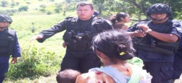 Golpea policía a compañerxs de Cruztón y detienen a compañero de la Otra Jovel.